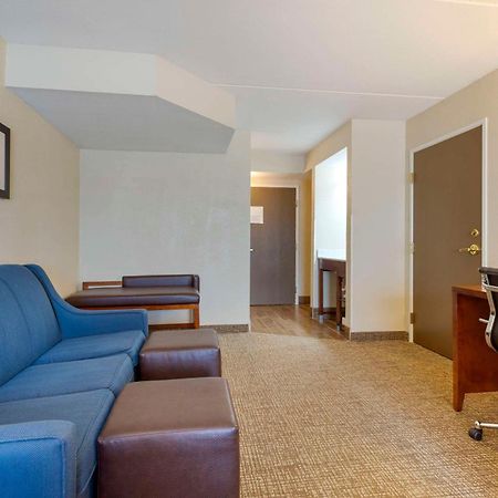 Comfort Inn & Suites Wilkes Barre - Arena Exteriér fotografie