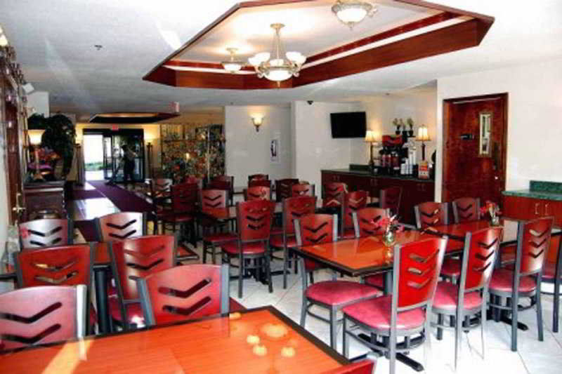 Comfort Inn & Suites Wilkes Barre - Arena Restaurace fotografie